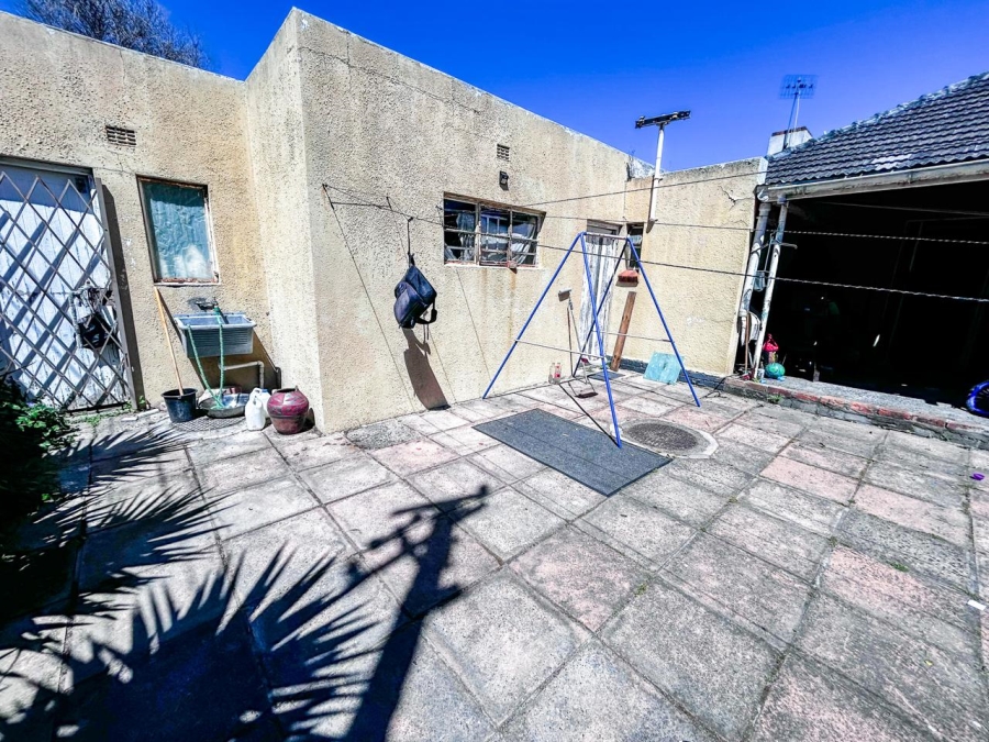 3 Bedroom Property for Sale in Thornton Western Cape
